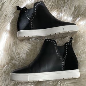 Chelsea and Violet Black Hightop Tennis Shoes Milo